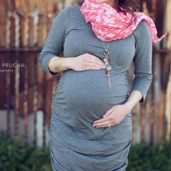 A+C Maternity: Peek